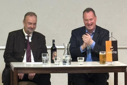 Vorsitzender der Kolpingsfamilie Währing mit dem Vortragenden Karl Habsburg-Lothringen